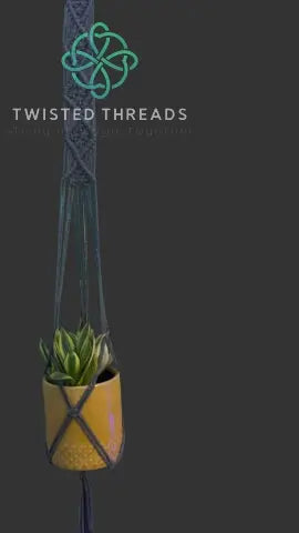 square knot diamonds - Twisted Threads Au